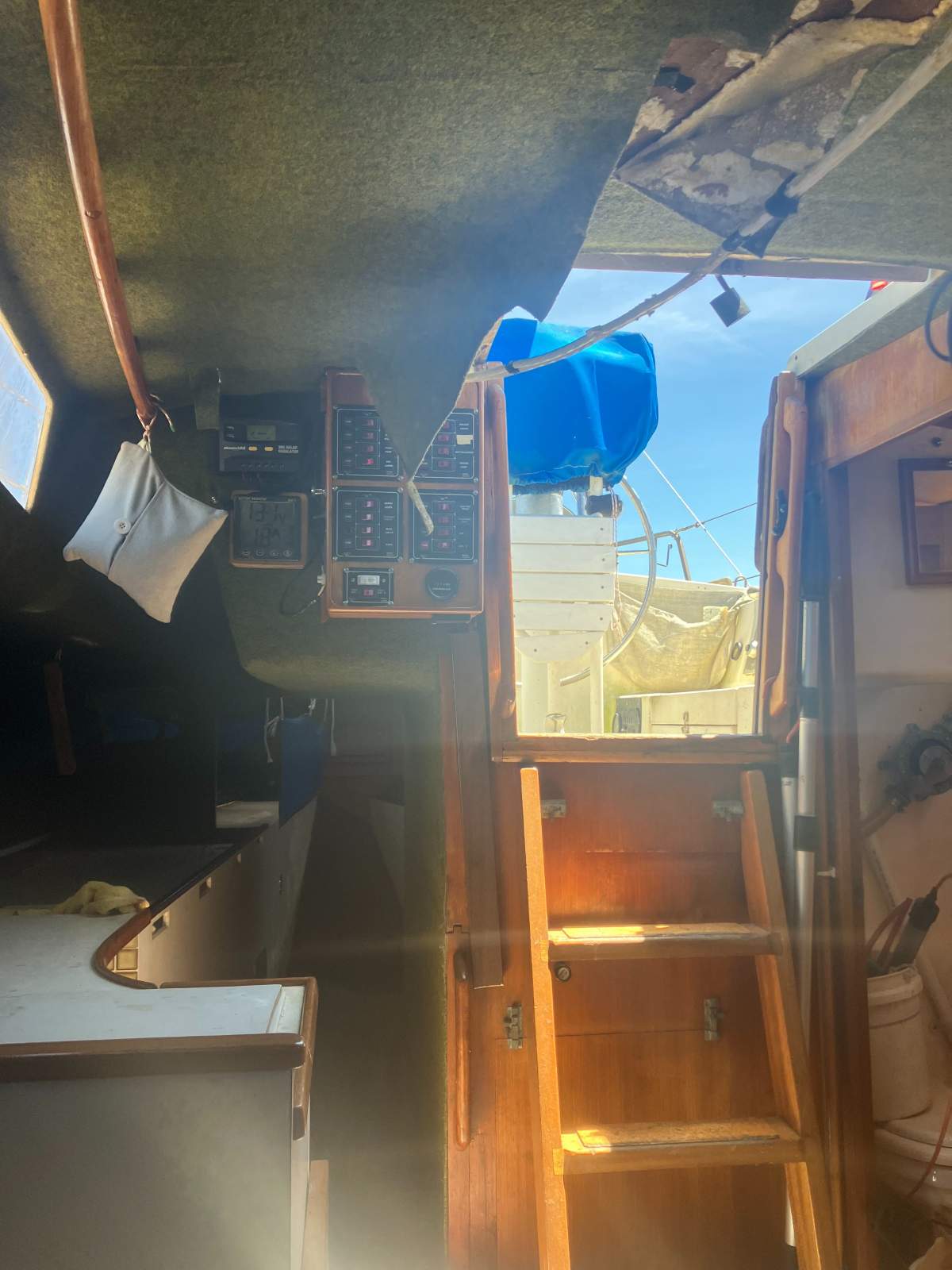 Adams 31 ft Centre Cockpit Fibreglass Yacht Central Coast