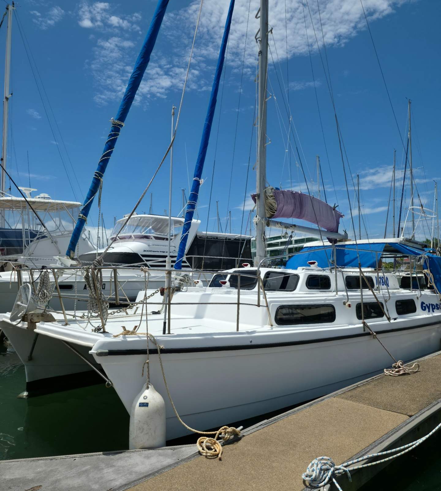 Sun Yacht 38ft Sun Yacht Fibreglass Catamaran