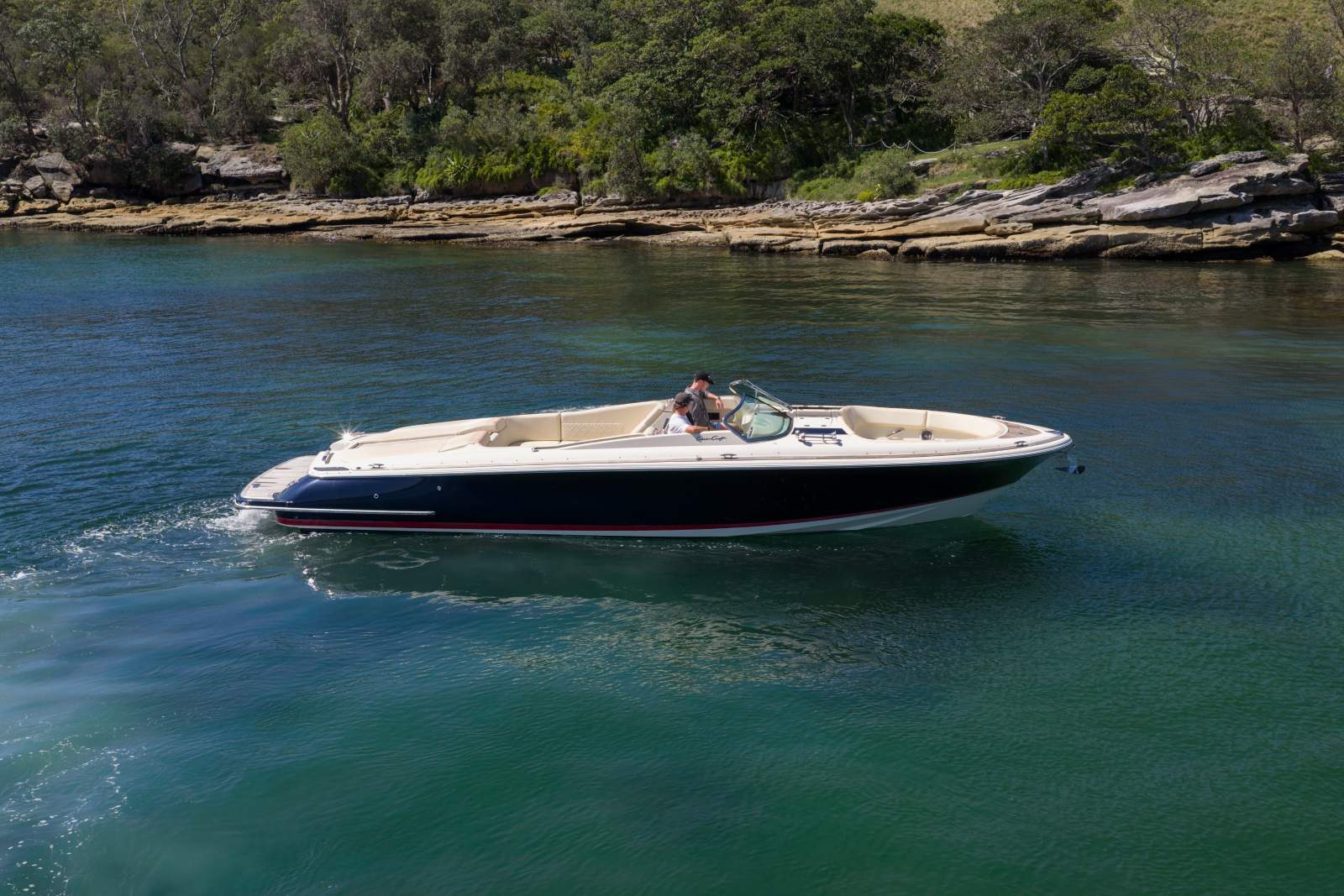 Chris Craft Launch 32