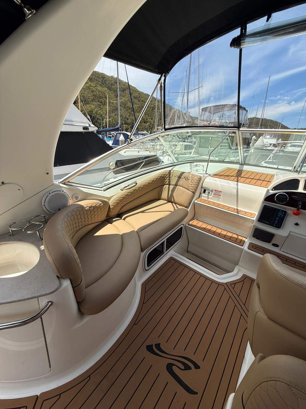 Sea Ray 275 Sundancer