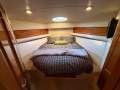 Riviera 40 Flybridge:Master double