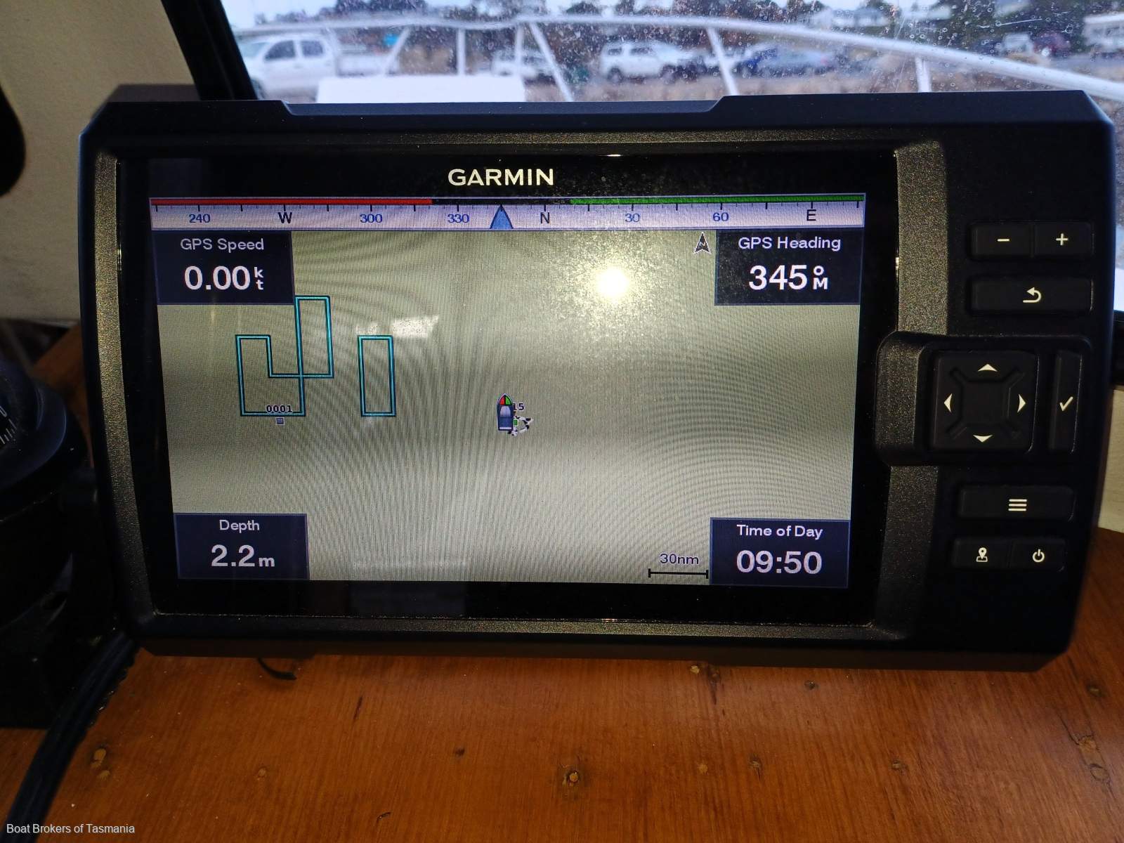 Carina-K Roberts Flybridge Cruiser Fibreglass diesel shaft drive. Ideal family vessel Boat Brokers of Tasmania