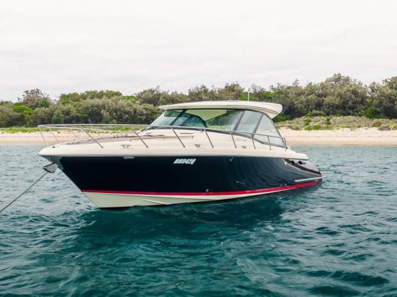 Chris Craft Corsair 36
