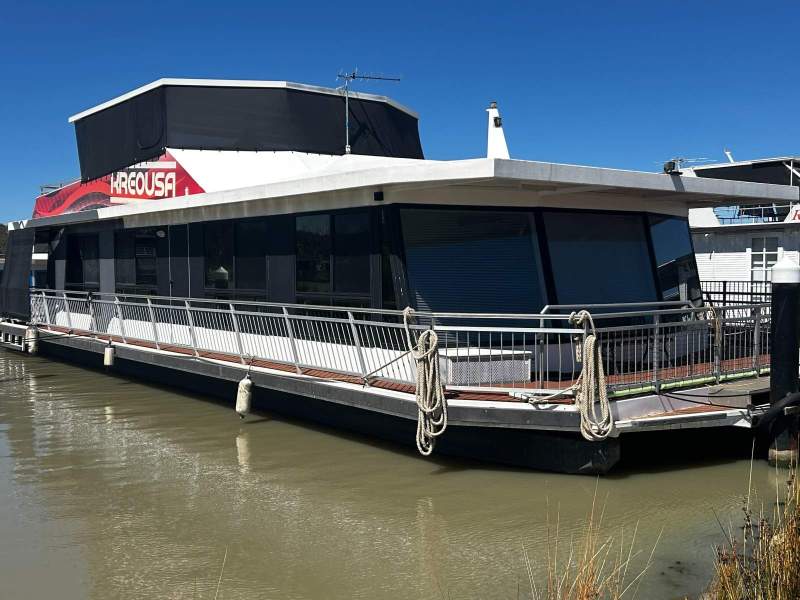 Kreusan - Modern, Low Maintenance, Quality Vessel