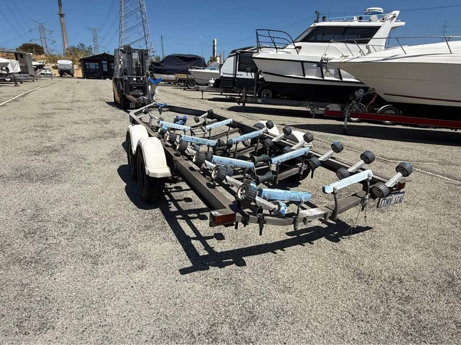 Tezzas I beam boat trailer to suit a 7.5 to 8m boat