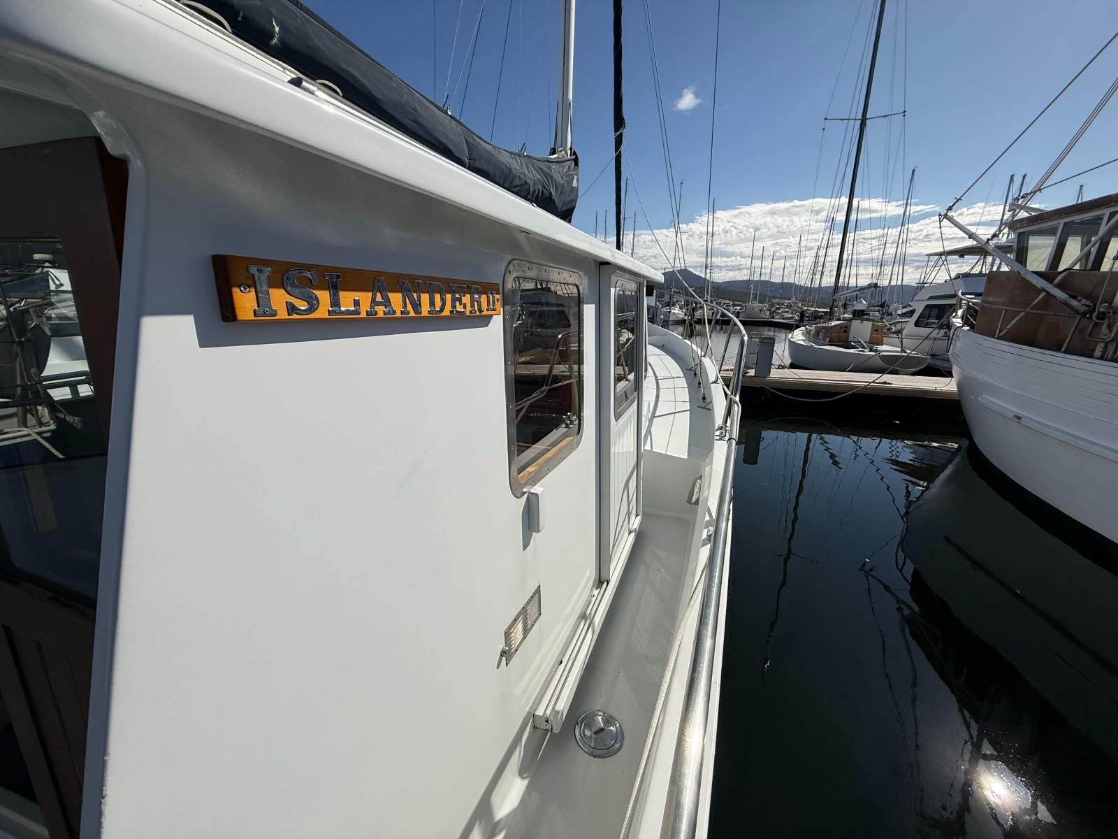 Max Creese 38 Motor Sailer ISLANDER II