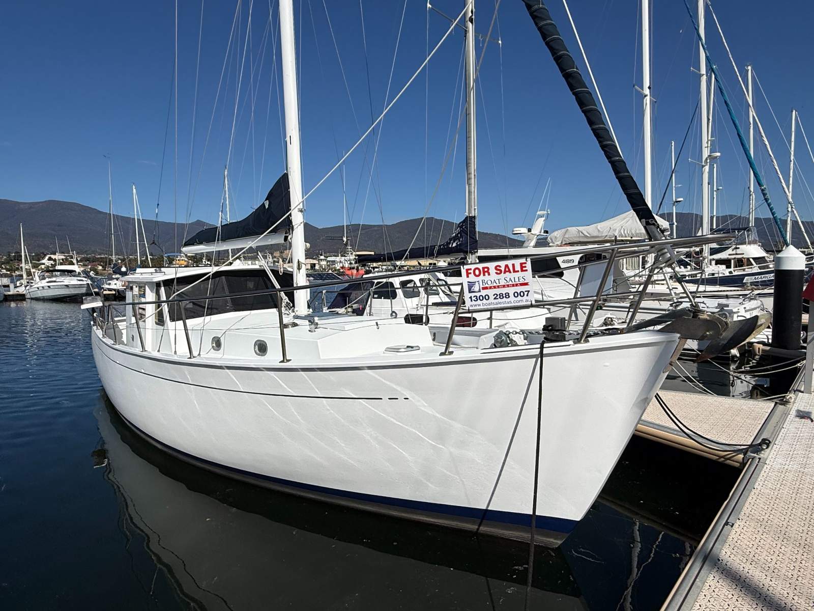 Max Creese 38 Motor Sailer ISLANDER II