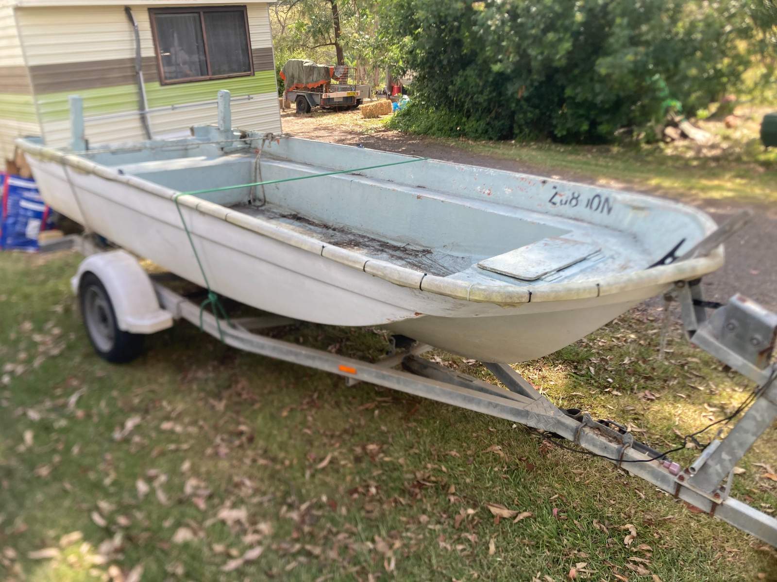 Tri Hull Fiberglass Delivery Aust wide (Sydney NSW)