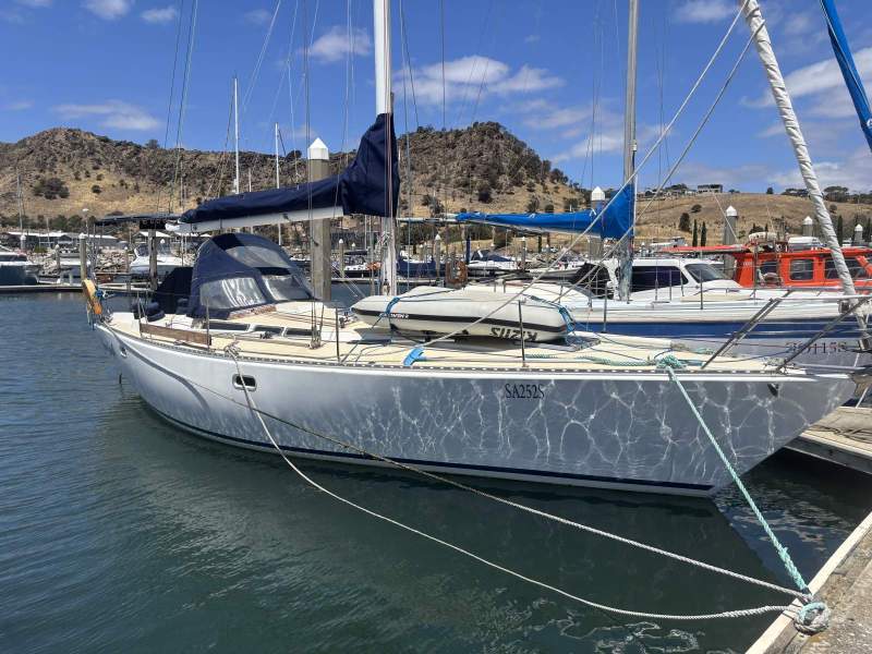 Van De Stadt 36 Mermaid 36 Mander 11