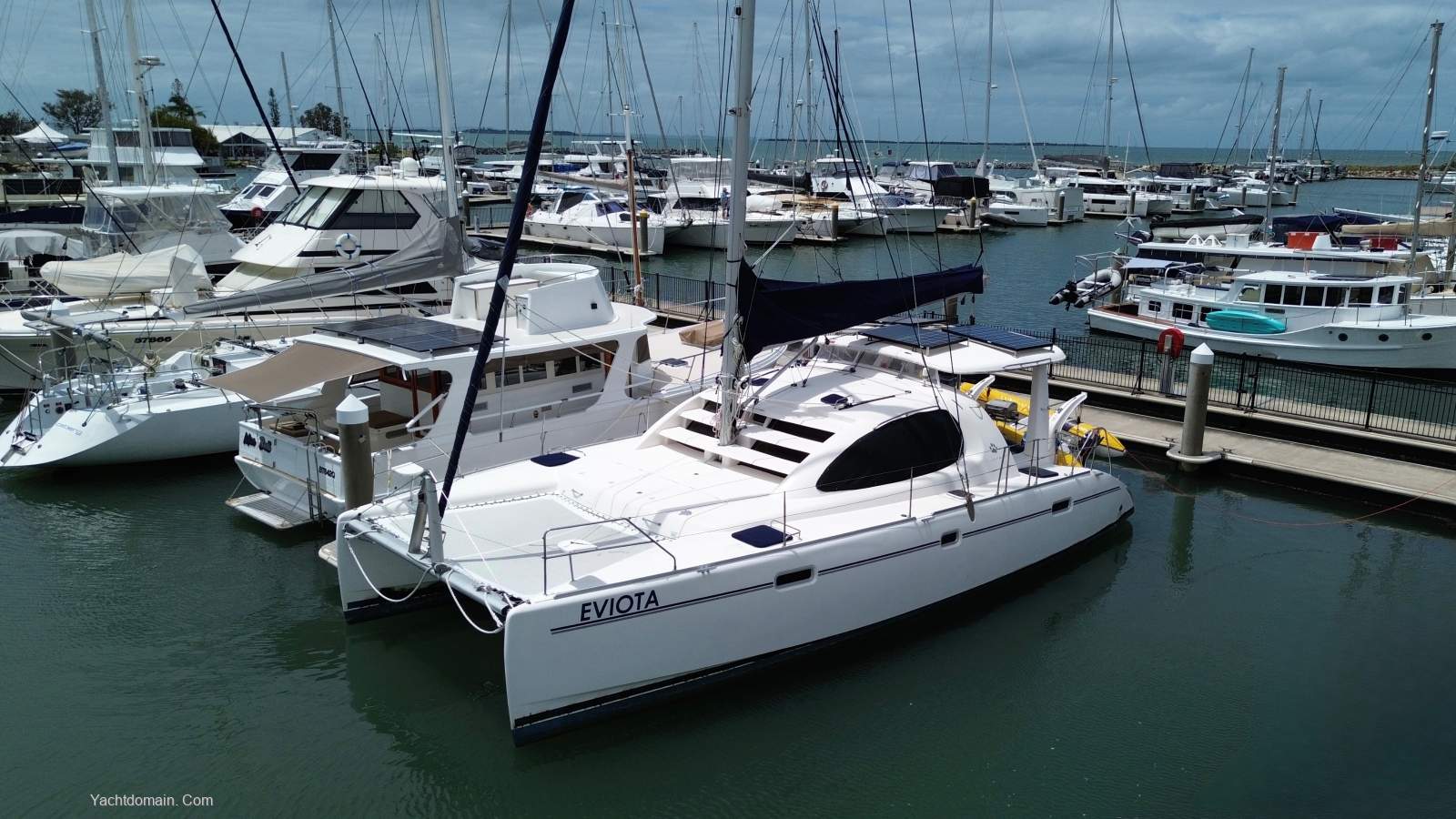 Leopard Catamarans 40 Popular First-Generation Model | 4-Cabin