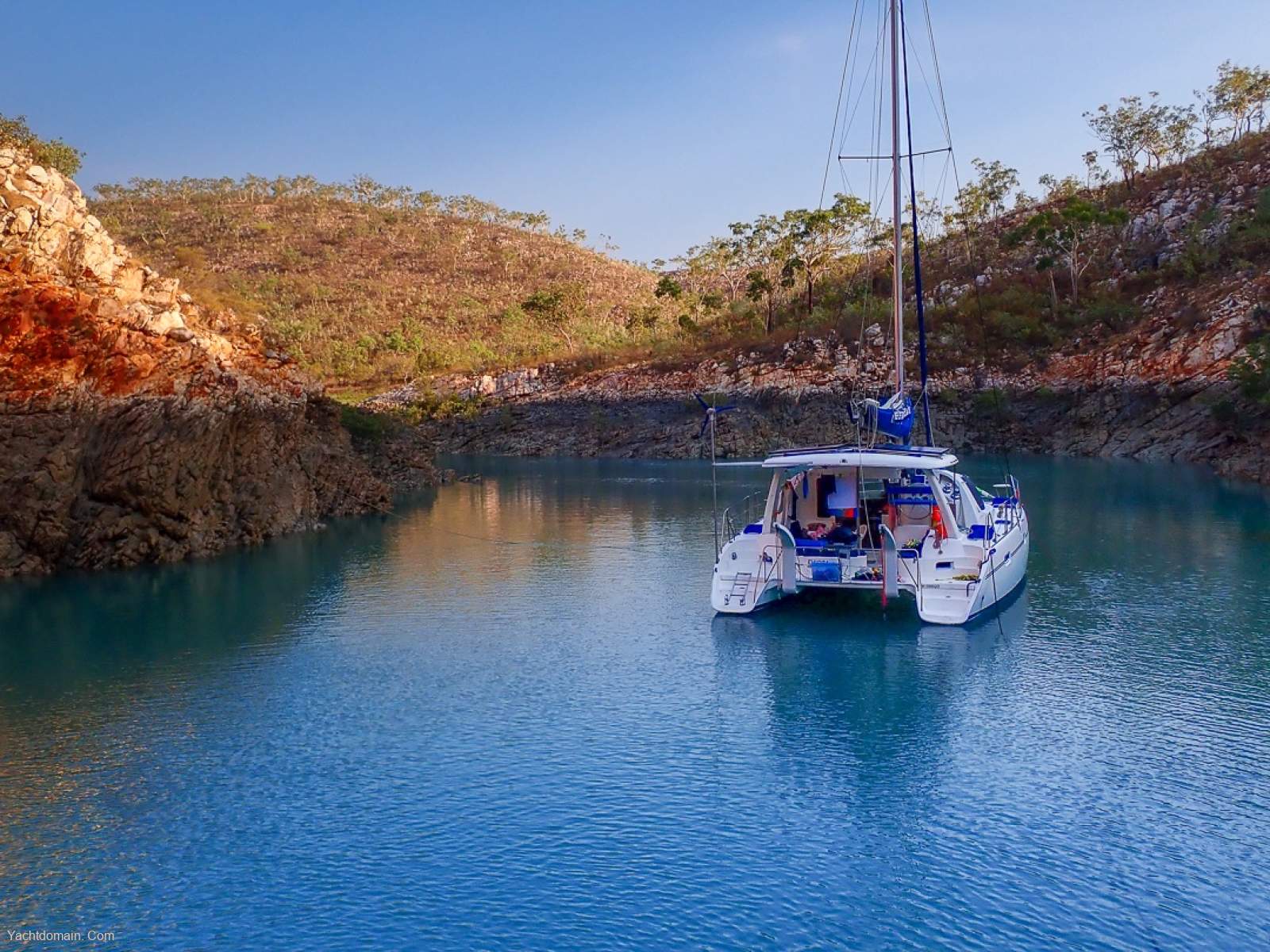 Leopard Catamarans 40 Popular First-Generation Model | 4-Cabin