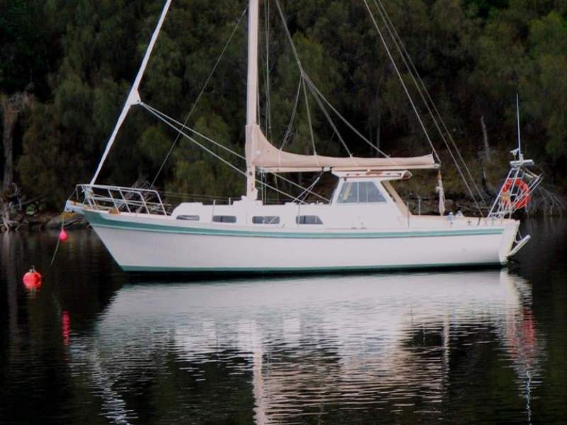 Horizon Motorsailers 36 "Meridian"