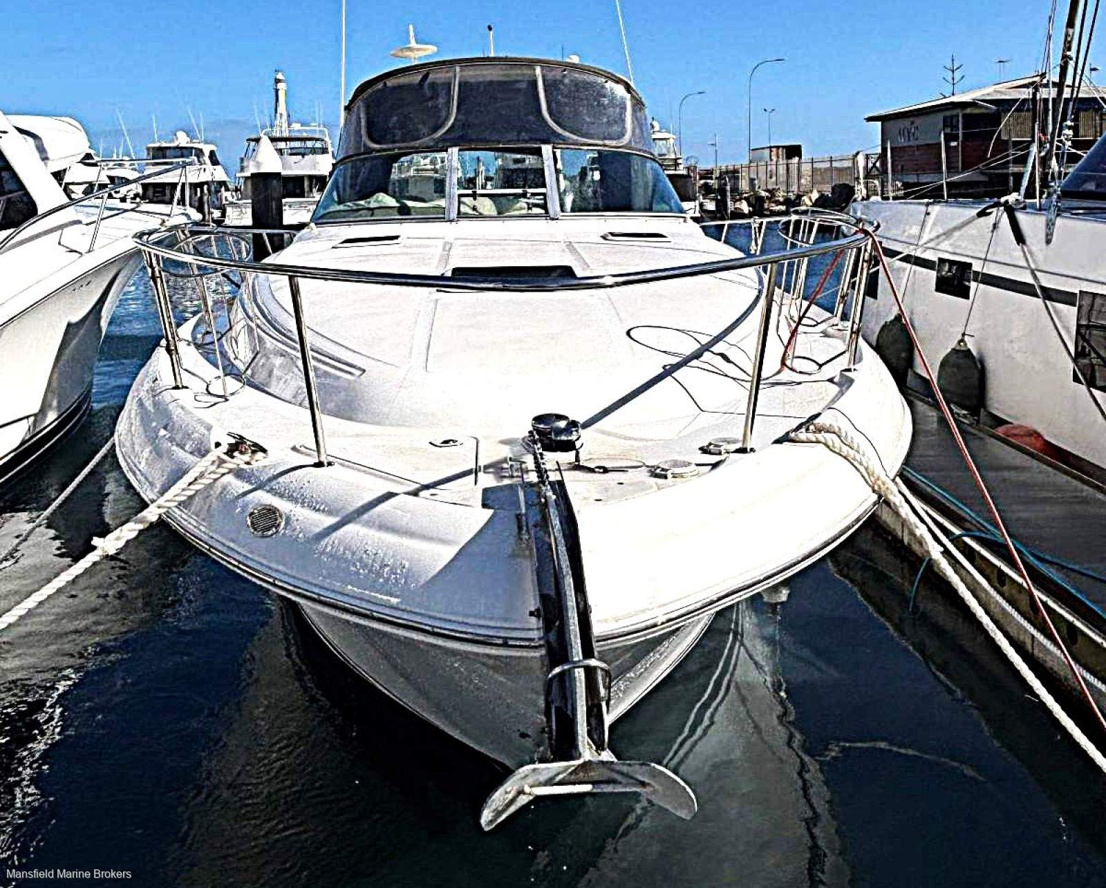 Sea Ray 365 Sundancer Twin Shaftdrive with genset and Air