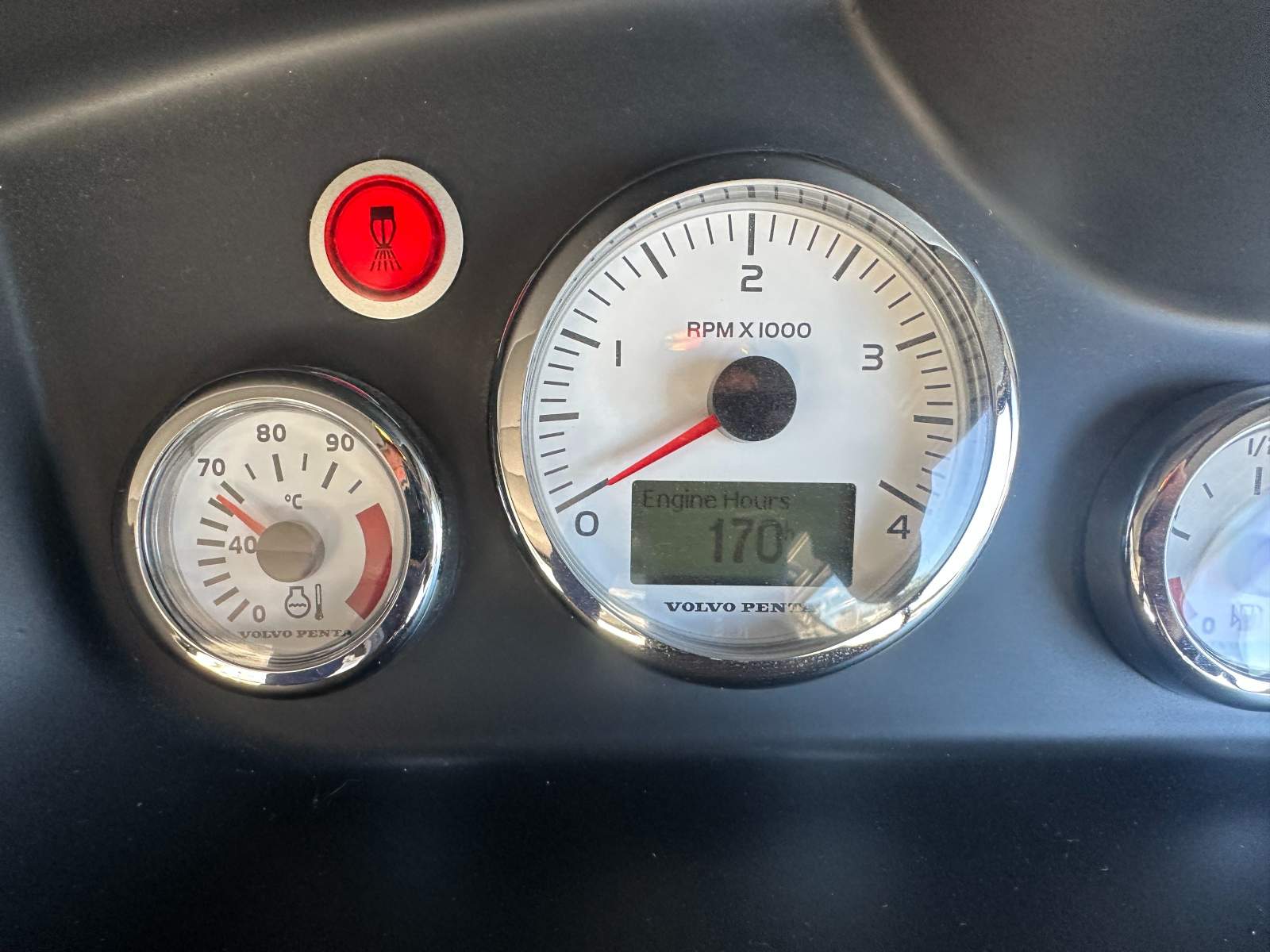 MILANO Cranchi M 44 HT Boat Brokers of Tasmania