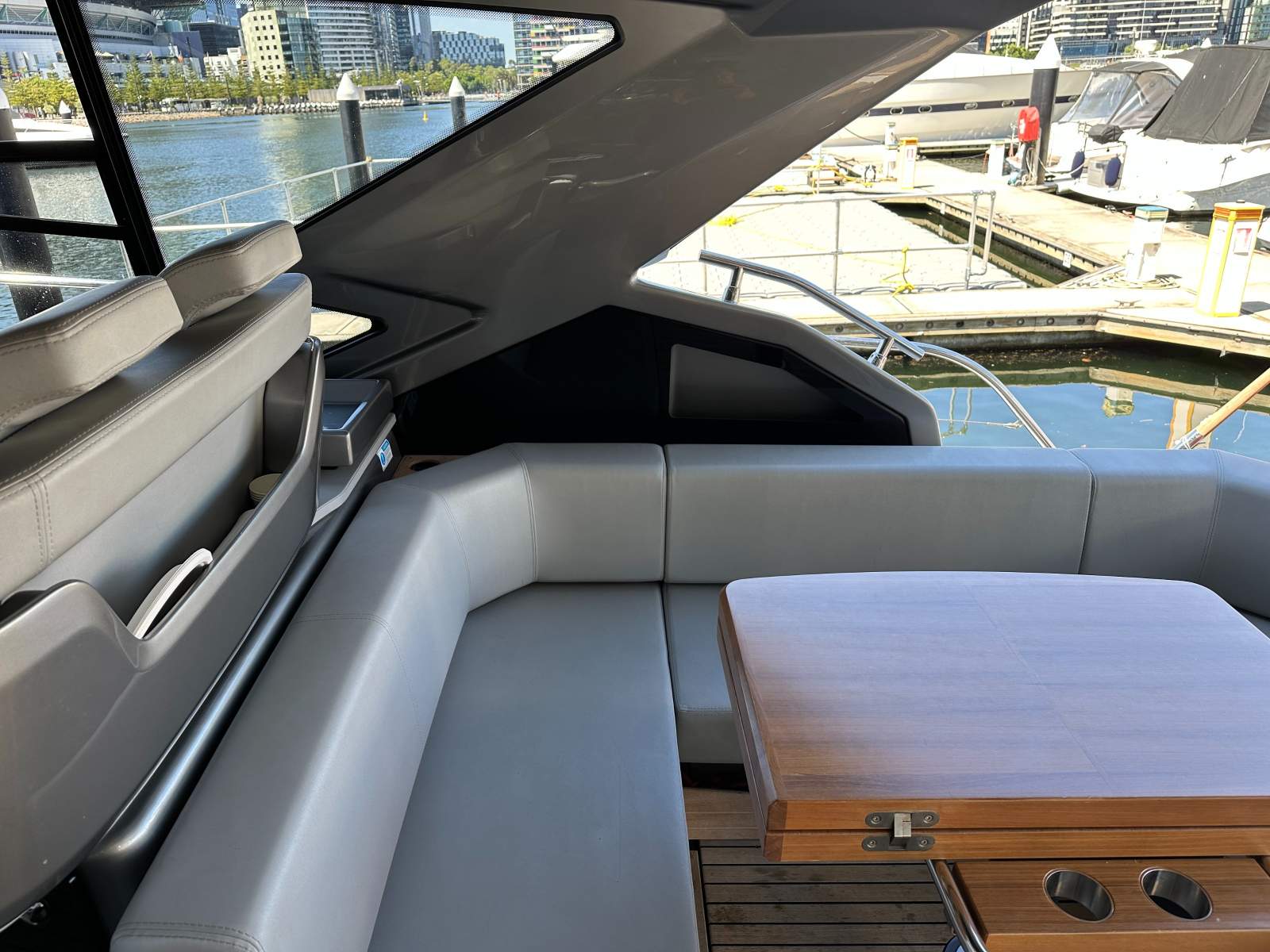 MILANO Cranchi M 44 HT Boat Brokers of Tasmania