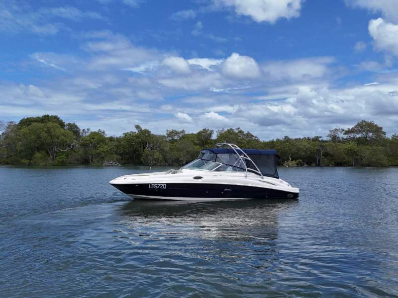 Sea Ray 270 Sundancer