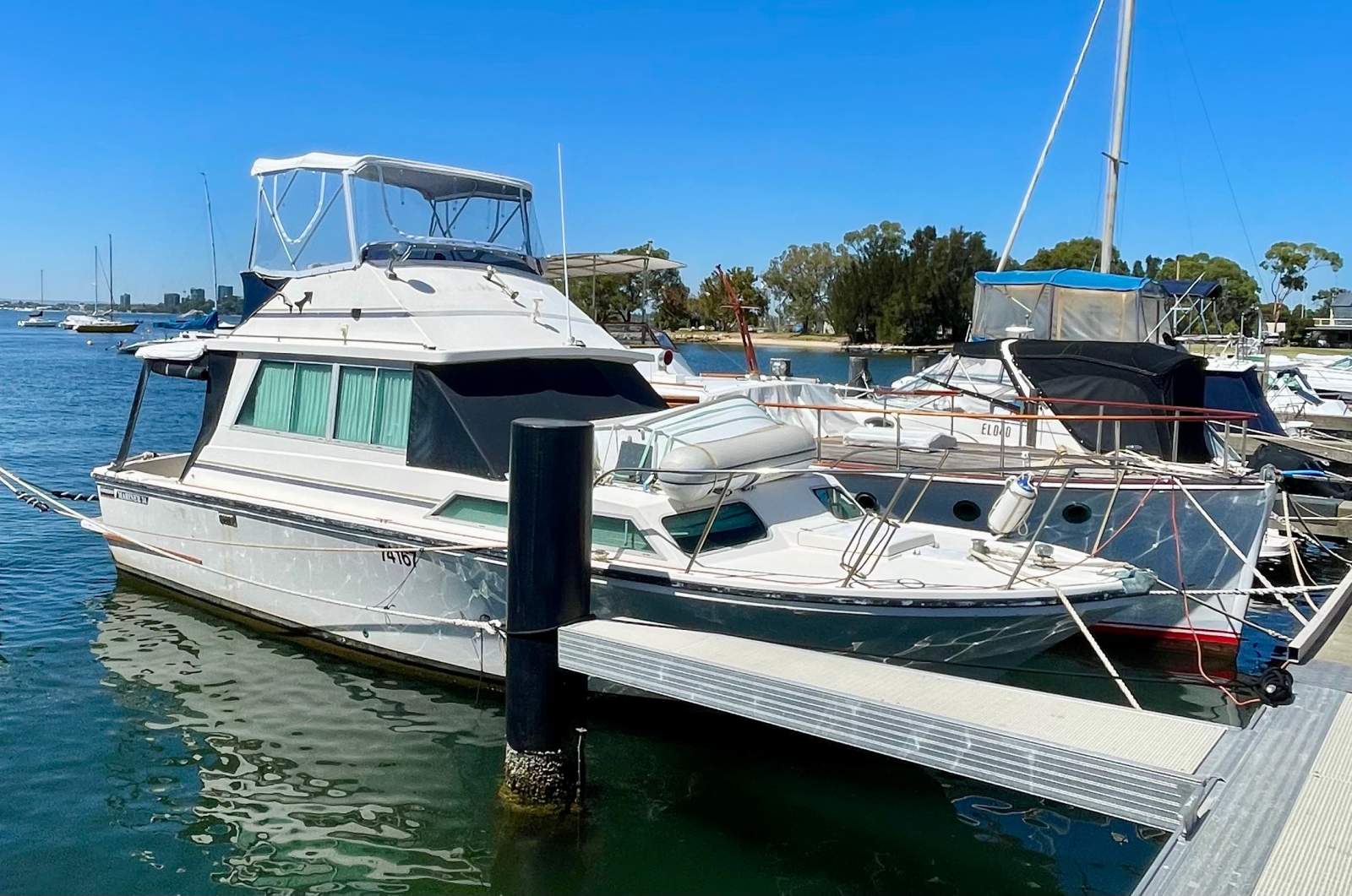 Mariner 34 Flybridge