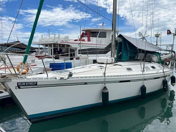 Beneteau First 45f5 Racer Cruiser, Luxury yacht