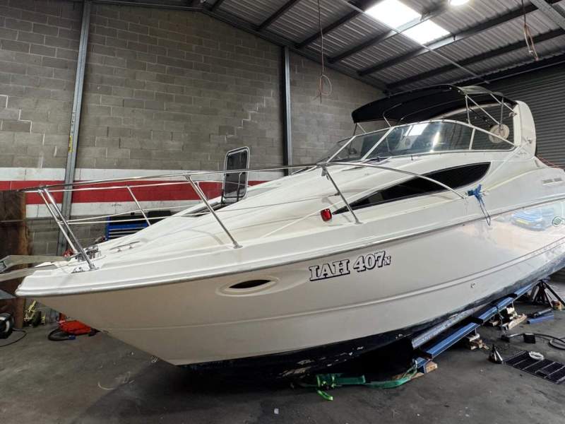 Bayliner 2855 Ciera Sports Cruiser Bow thruster