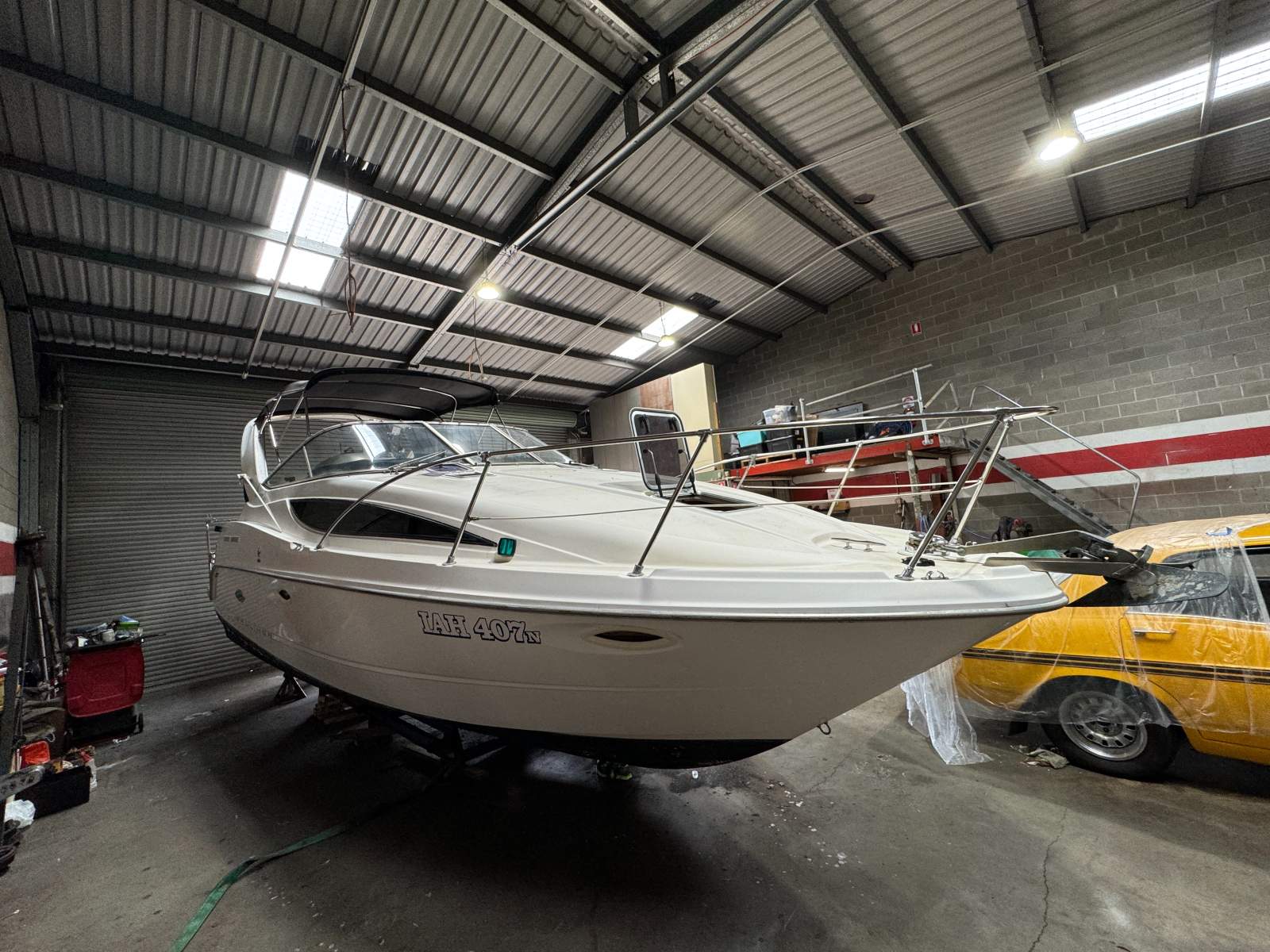 Bayliner 2855 Ciera Sports Cruiser Bow thruster