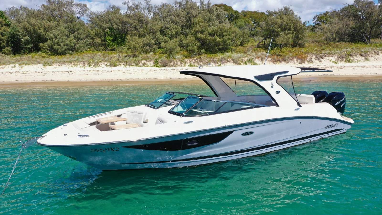 Sea Ray 350 SLX OB Low Hours | Inverter | Premium Audio & Nav Upgrade