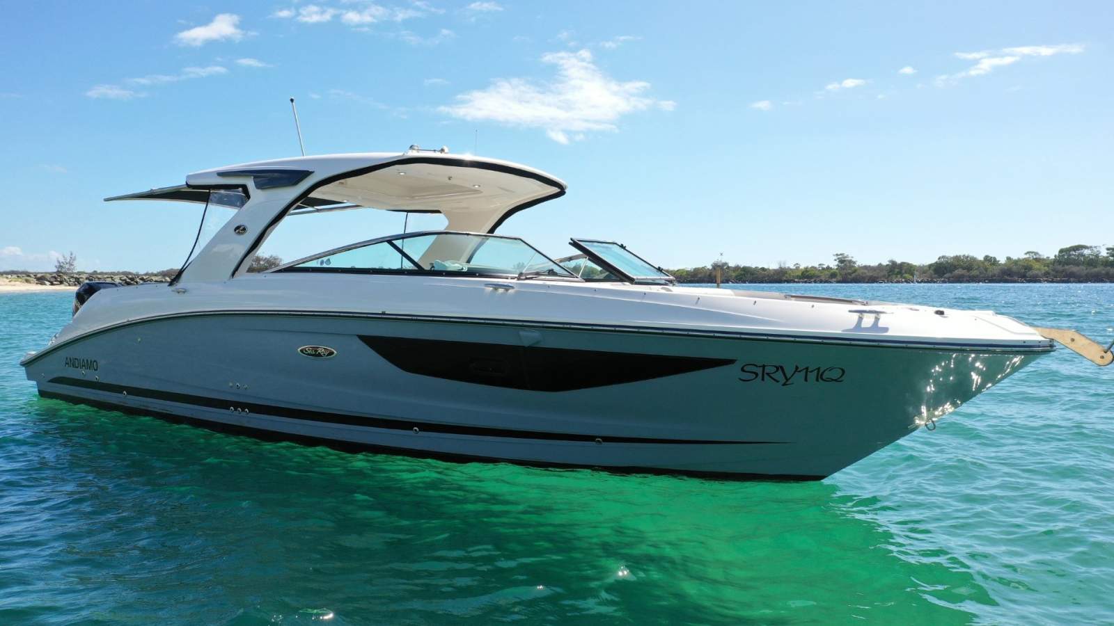Sea Ray 350 SLX OB Low Hours | Inverter | Premium Audio & Nav Upgrade
