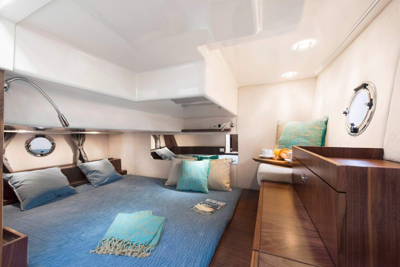 Marex 375 interior view 5