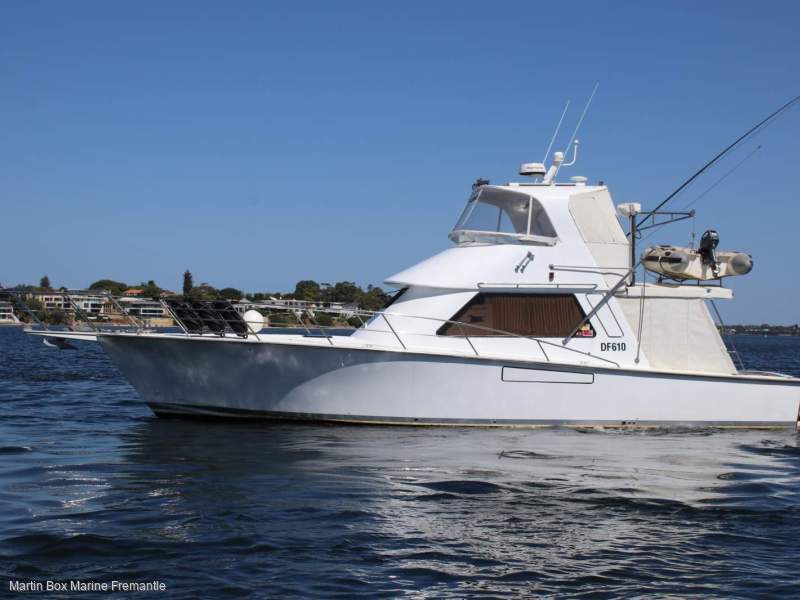 Precision 45 Flybridge Cruiser with 2005 C9 Caterpillar Diesels