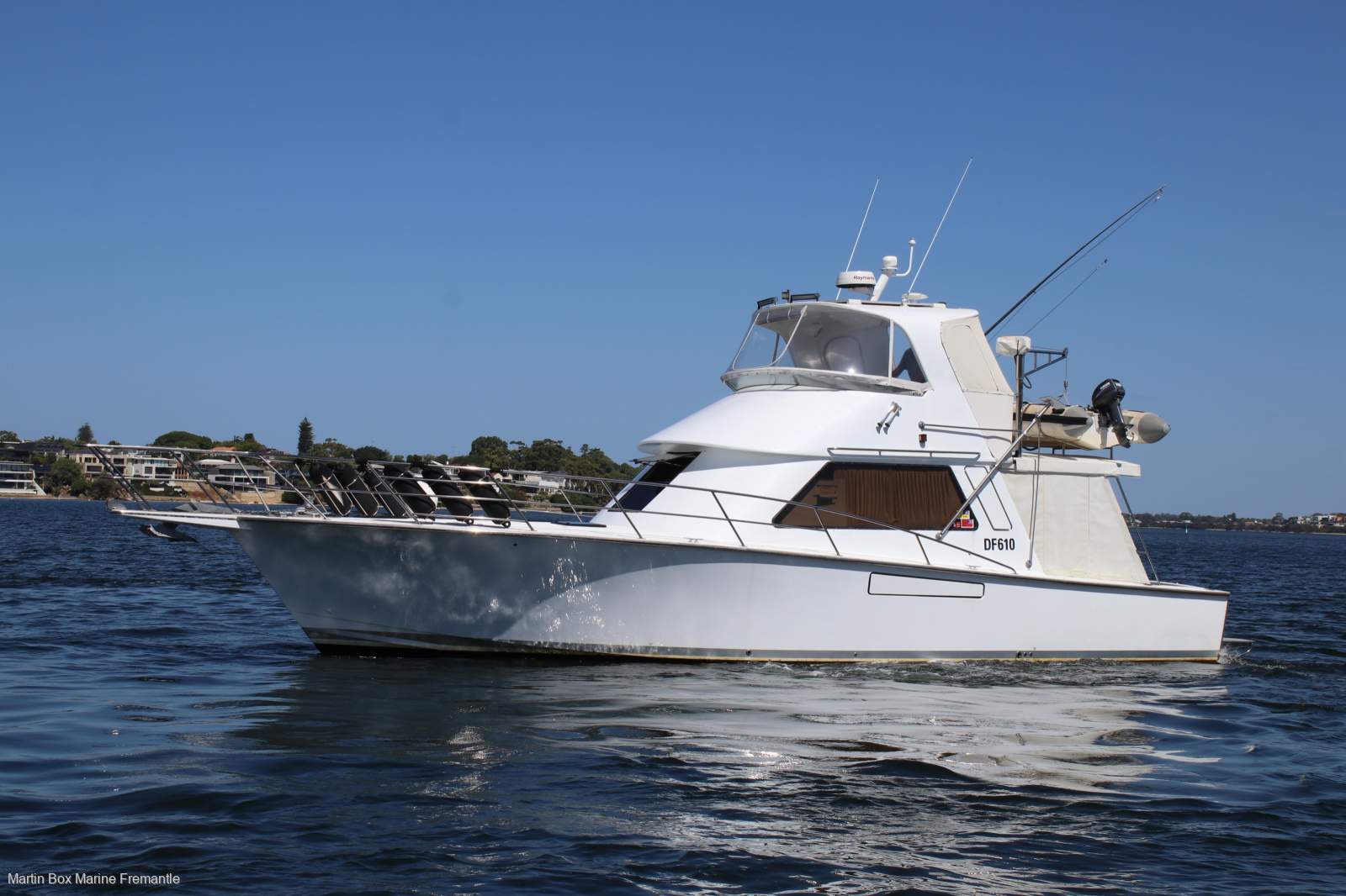 Precision 45 Flybridge Cruiser with 2005 C9 Caterpillar Diesels