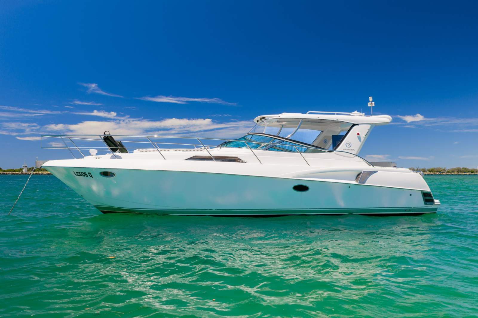 Riviera M360 Sportscruiser