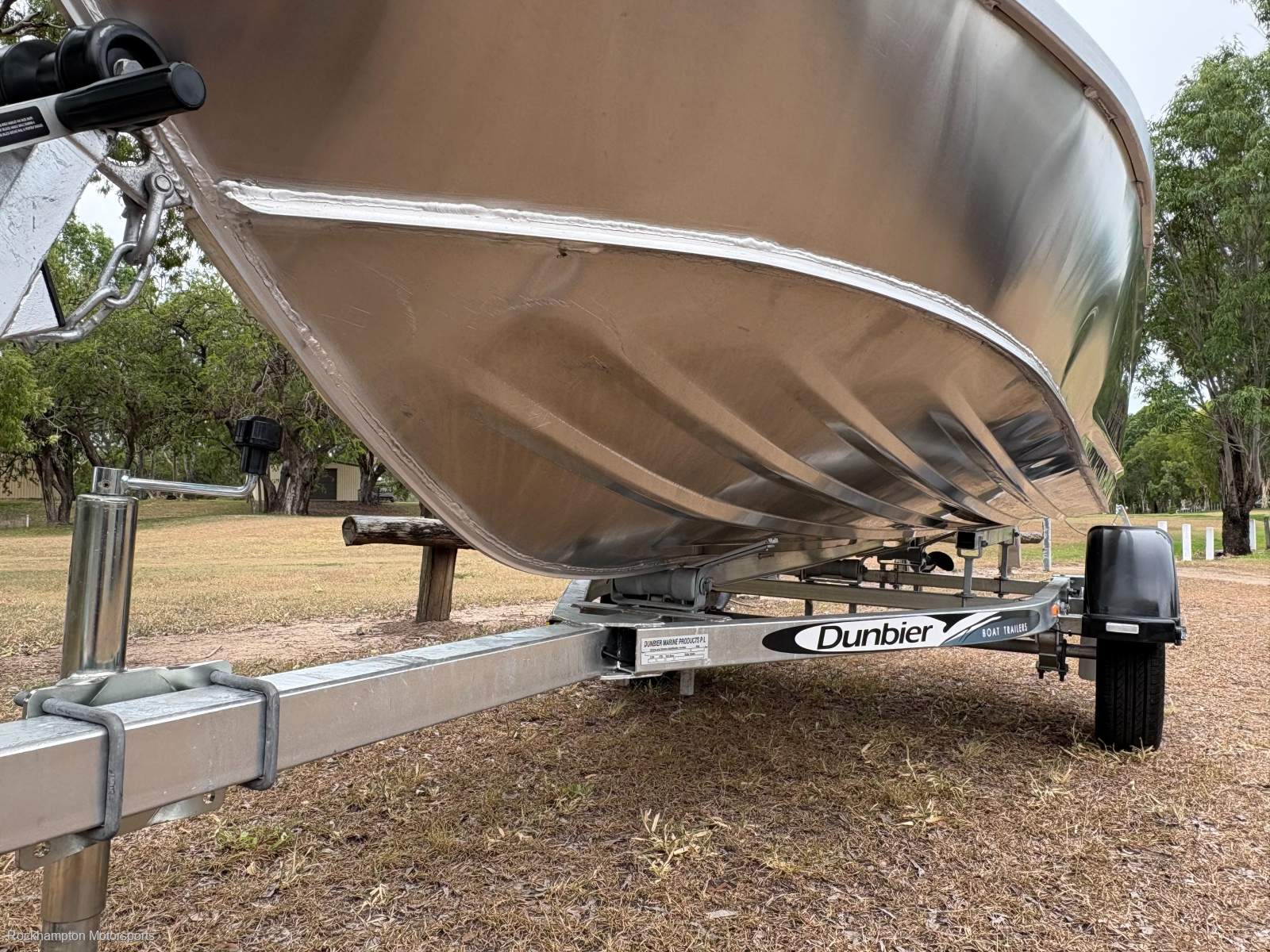 New Sea-Trex 370 Roof Rider + Tohatsu 20hp Four Stroke - Drive Away Package