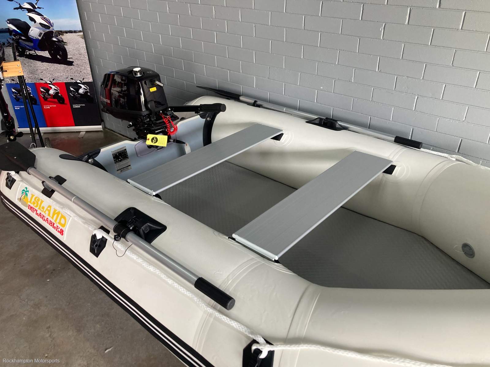 New Island Inflatables Island Airdeck IA200 + Tohatsu 6hp Four Stroke