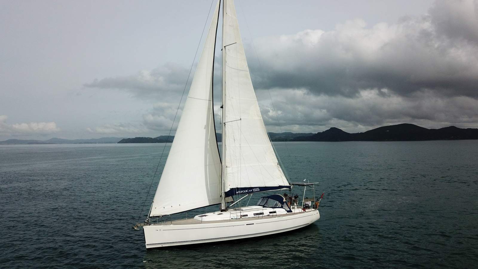 Dufour 44 Performance