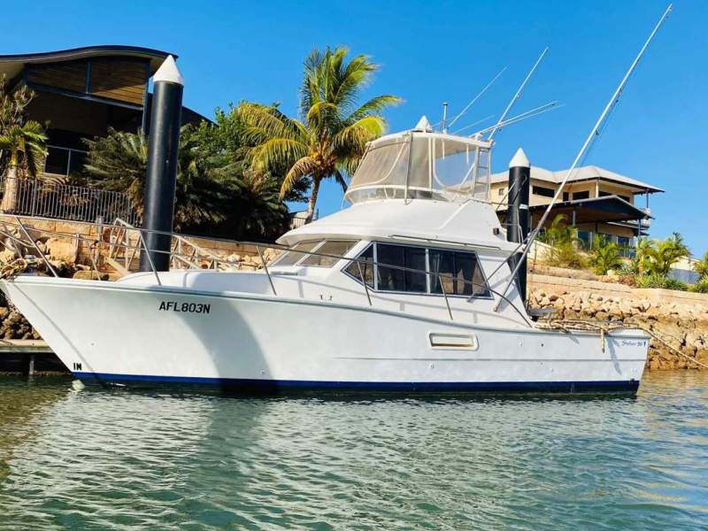 Steber 36 Flybridge Major Refit 2016 with only 997 hrs on yanmar 6LPAs