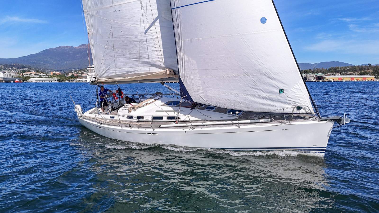 X-Yachts X-43 EXCEPTIONAL PERFORMANCE, SIGNIFICANTLY UPGRADED!