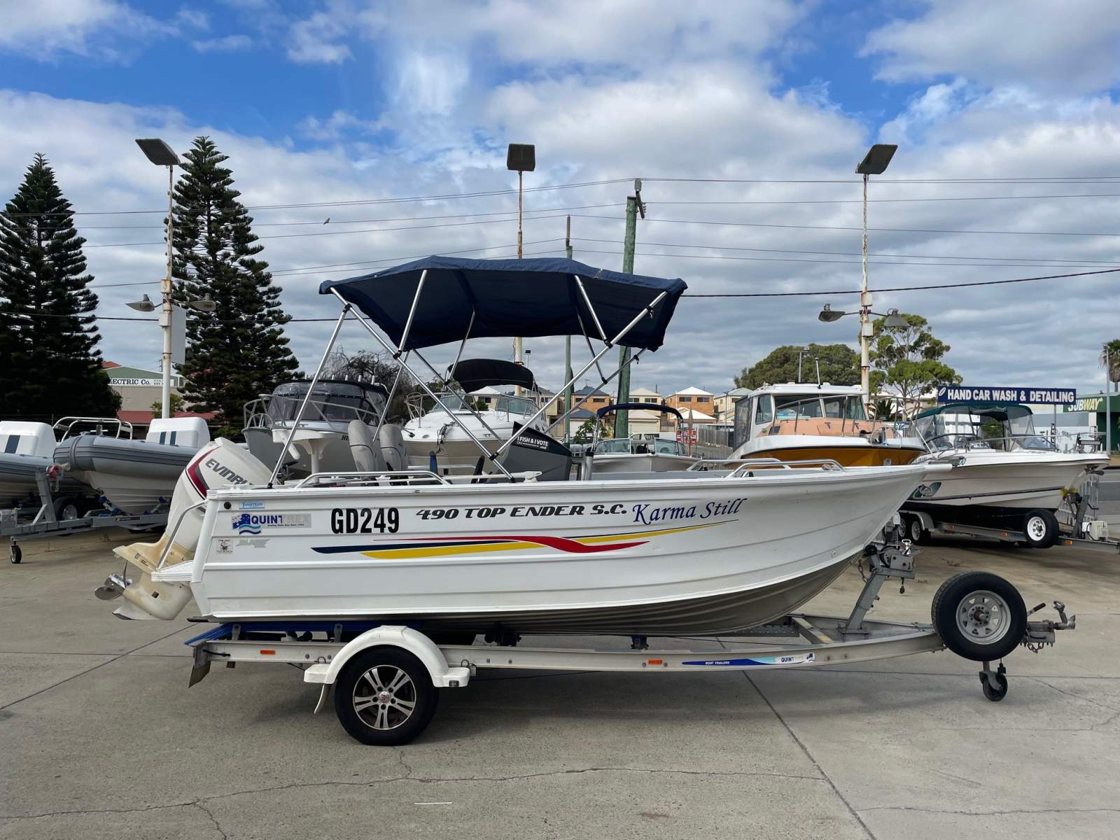 Quintrex 490 Top Ender Side Console