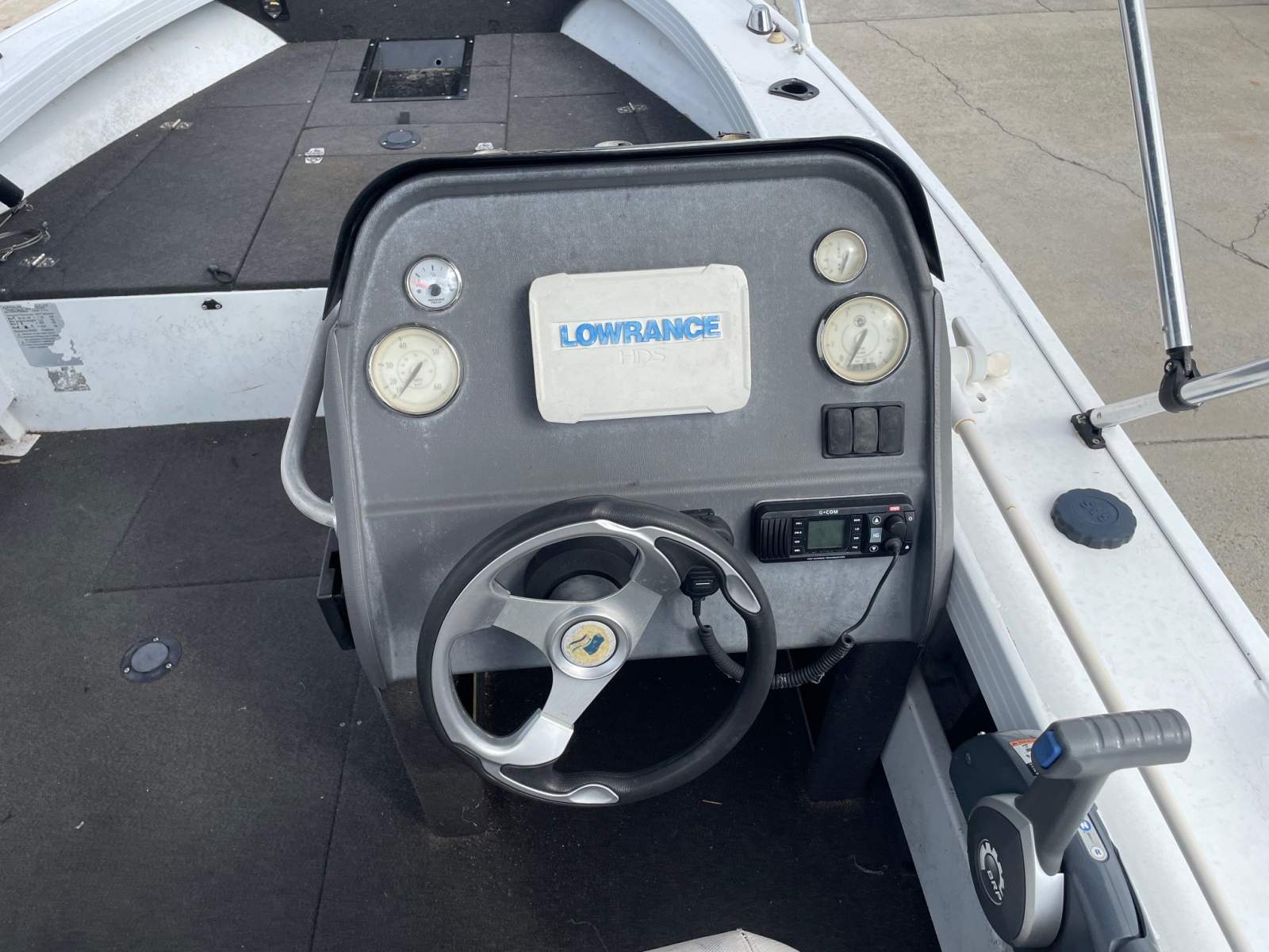 Quintrex 490 Top Ender Side Console