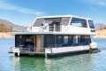 Time Out Houseboat Holiday Home on Lake Eildon:Time Out on Lake Eildon