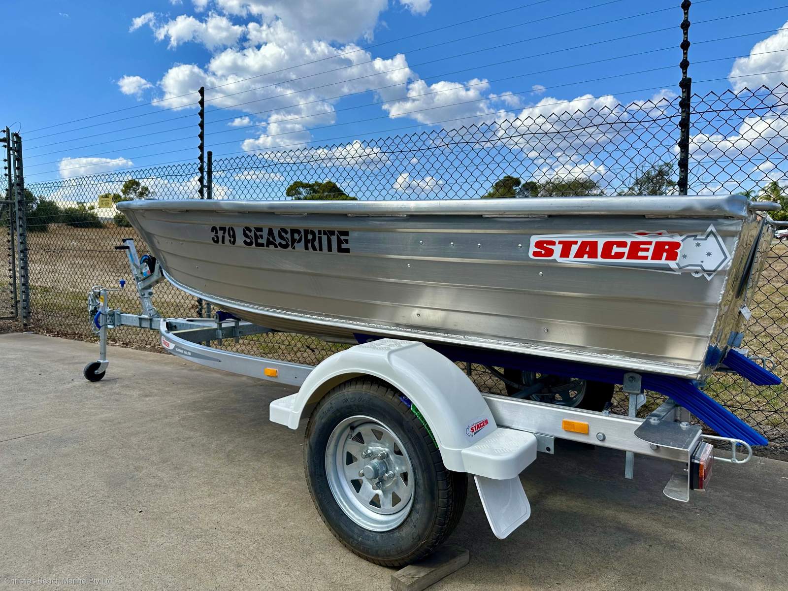 Stacer 379 Seasprite - 15hp Yamaha
