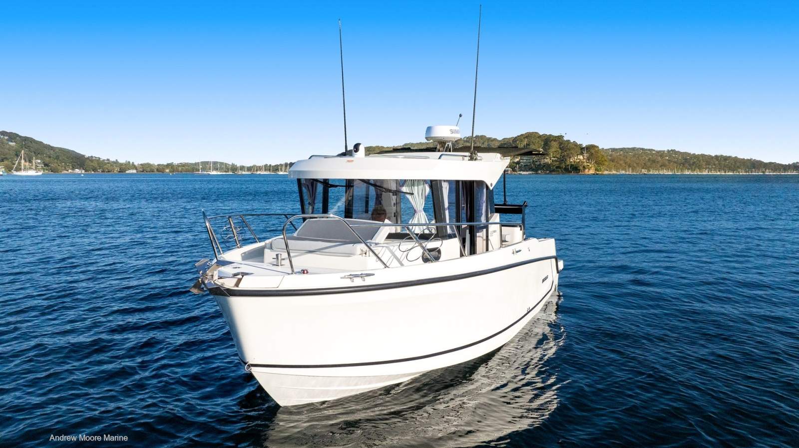 Arvor 805 Sportsfish - Seakeeper Gyro, Aircond & Trailer!