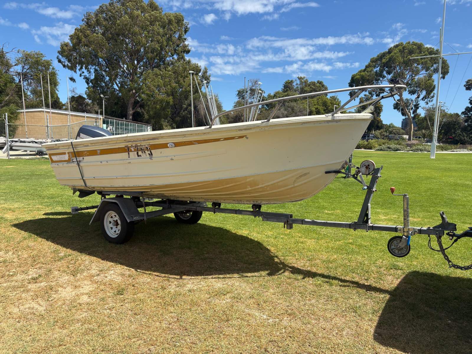 Quintrex 450 Lazeabout