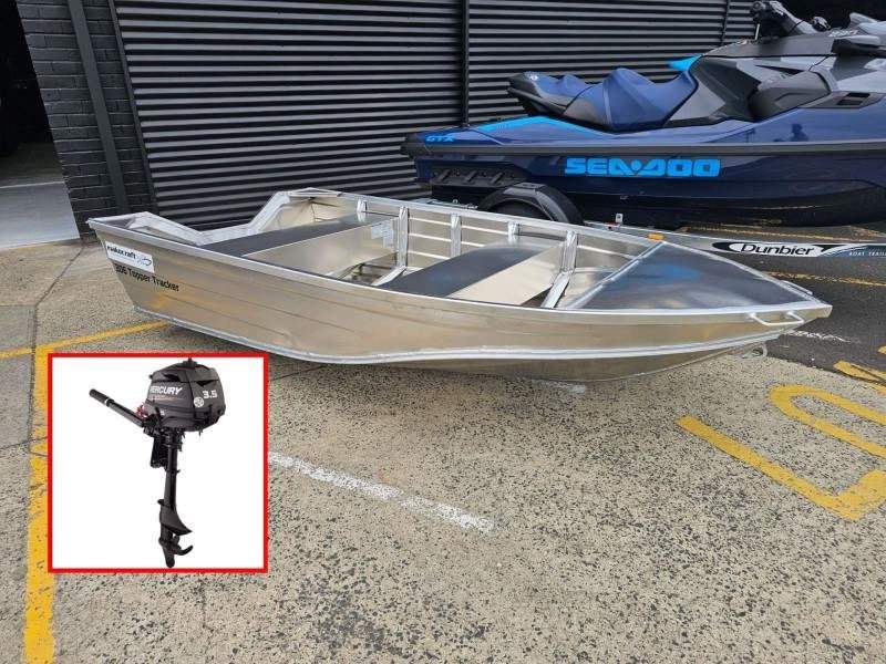 Makocraft 306 Topper Tracker Package - Boat & Motor