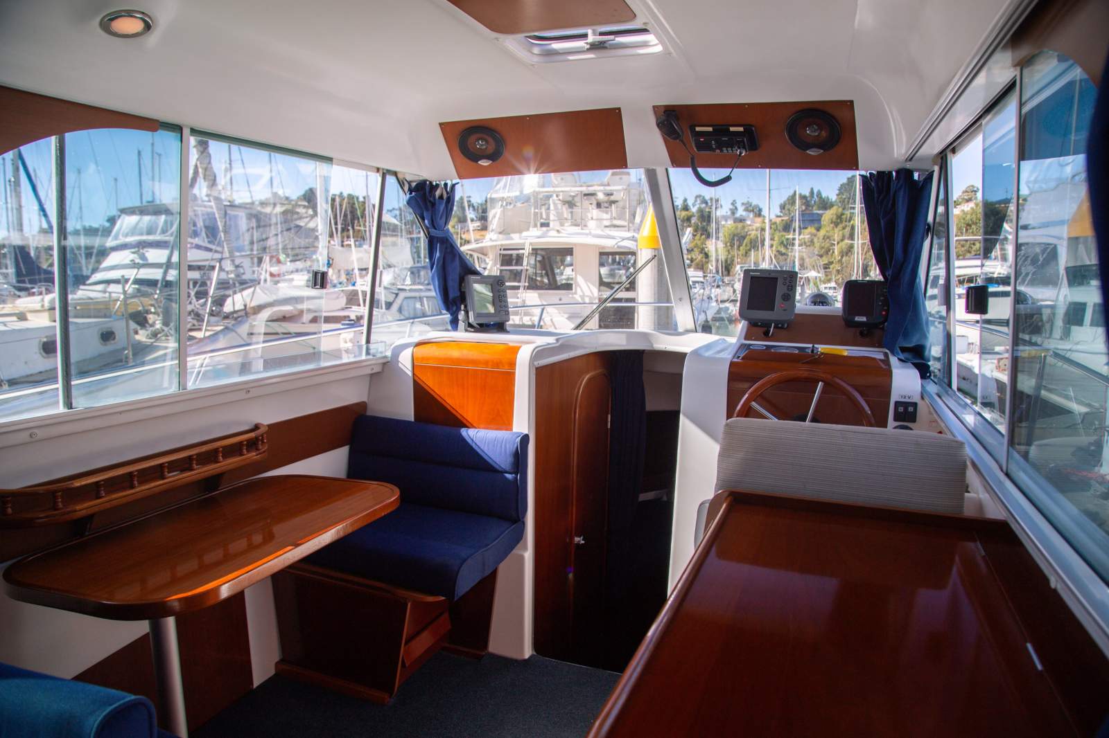 Beneteau Antares 760 SOLD BEFORE COMING TO MARKET