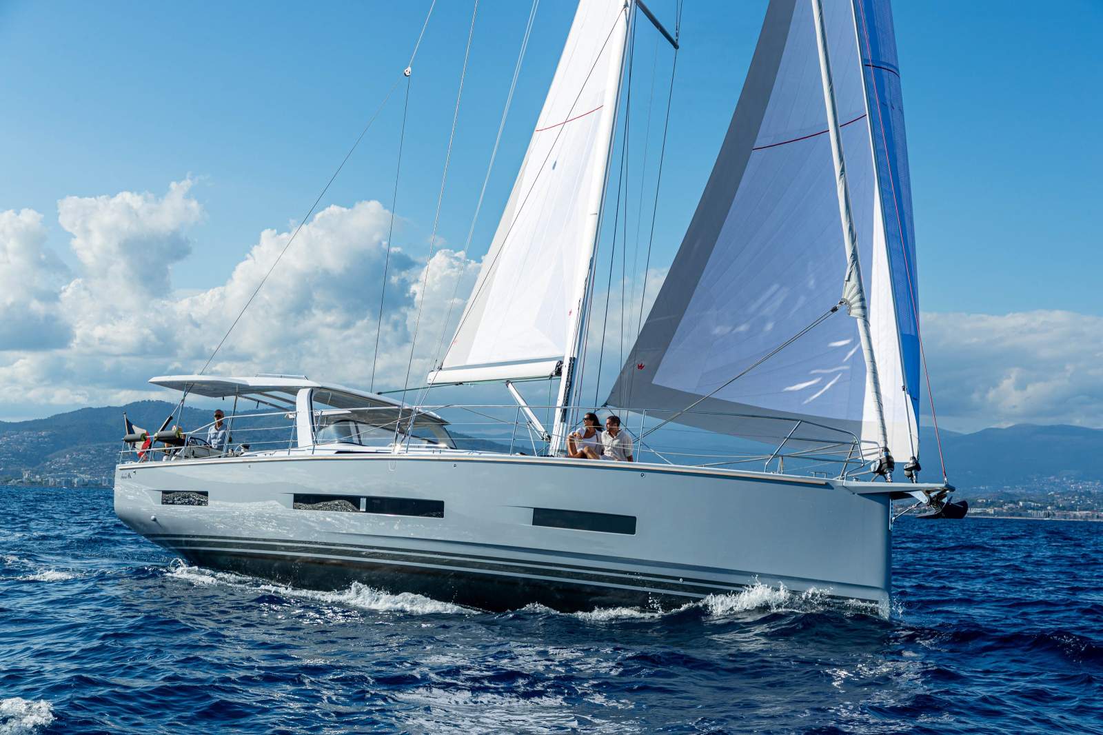 Hanse 590 : AVAILABLE TO ORDER