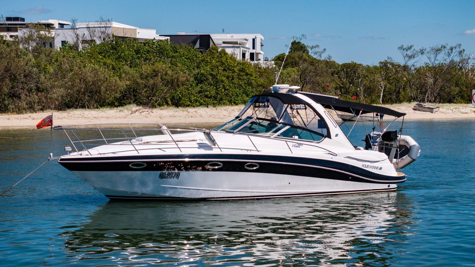 Four Winns Vista 358