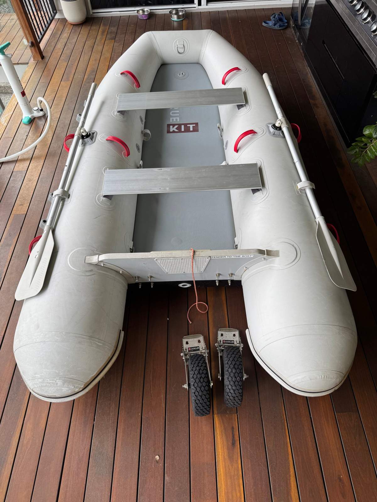 True Kit Navigator 300 including 2023 Mercury 6hp four stroke outboard