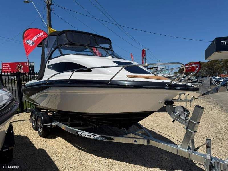 Stejcraft Monaco 640 DLX BMT Mercury 150hp + Trailer