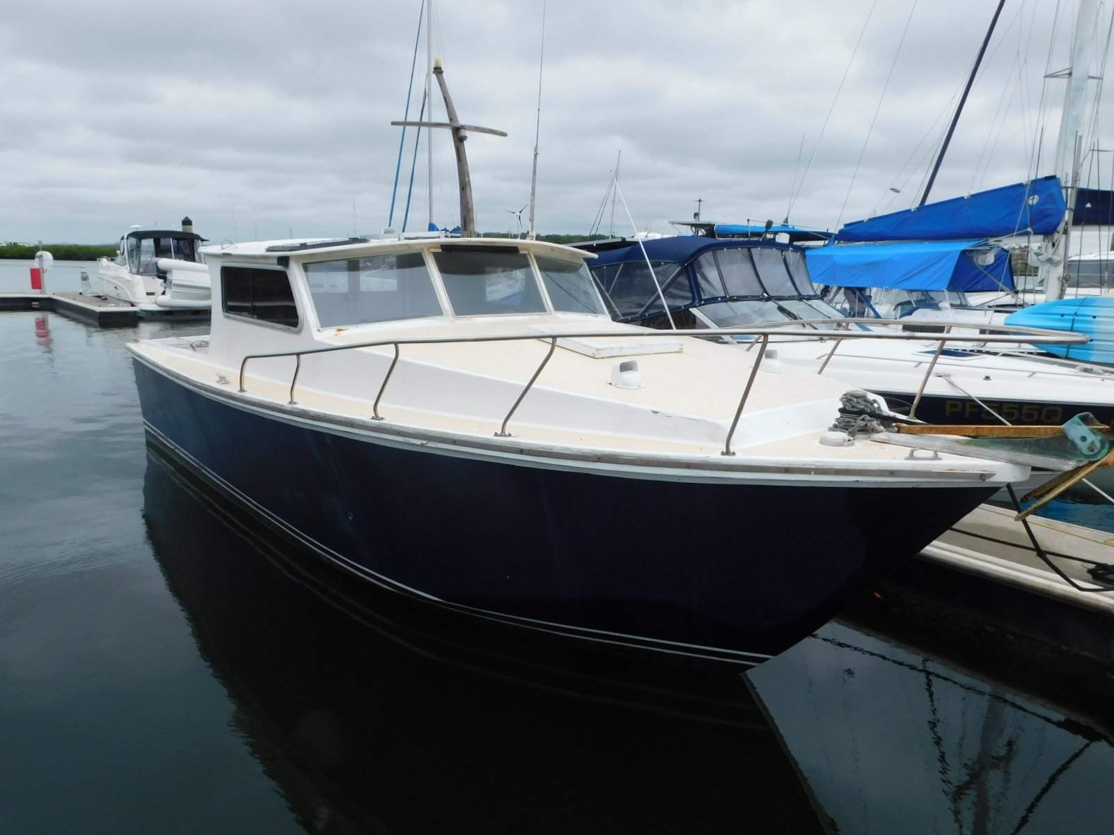 Custom Half Cabin Wood/ GRP Cruiser /Fishing boat