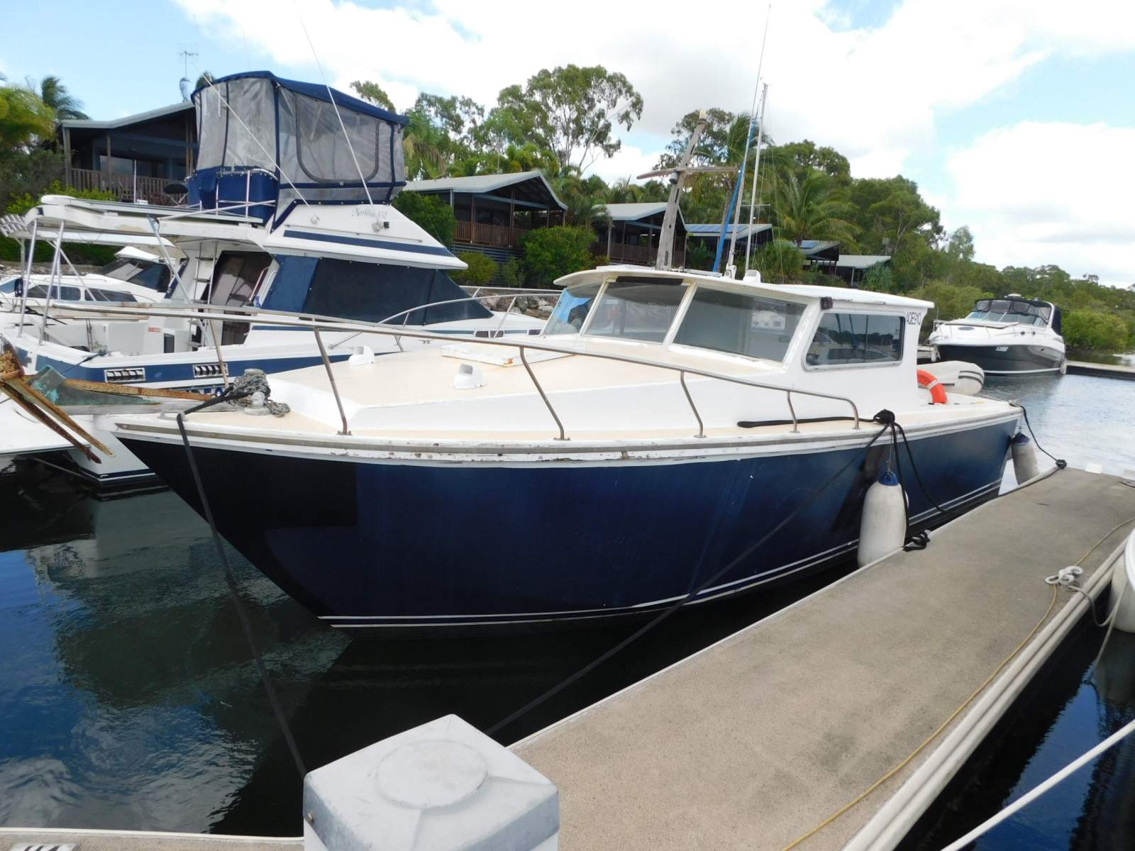 Custom Half Cabin Wood/ GRP Cruiser /Fishing boat