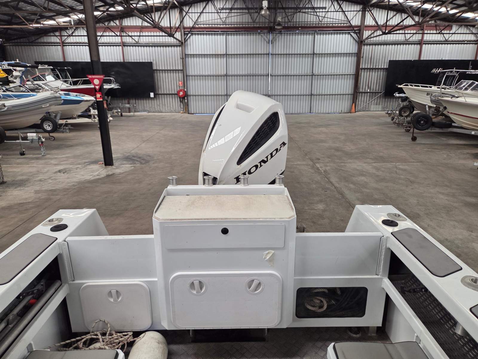 Black Dog 680 HT Cat